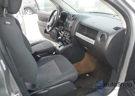 2016 Jeep Compass Sport из США, поврежденный, VIN 1C4NJDBBXGD662311